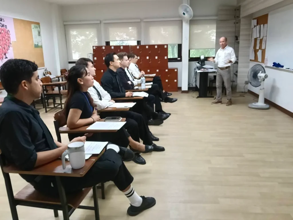 การอบรมครูต่างชาติก่อนเริ่มงานกับโรงเรียนโดย Connect Teacher Pro